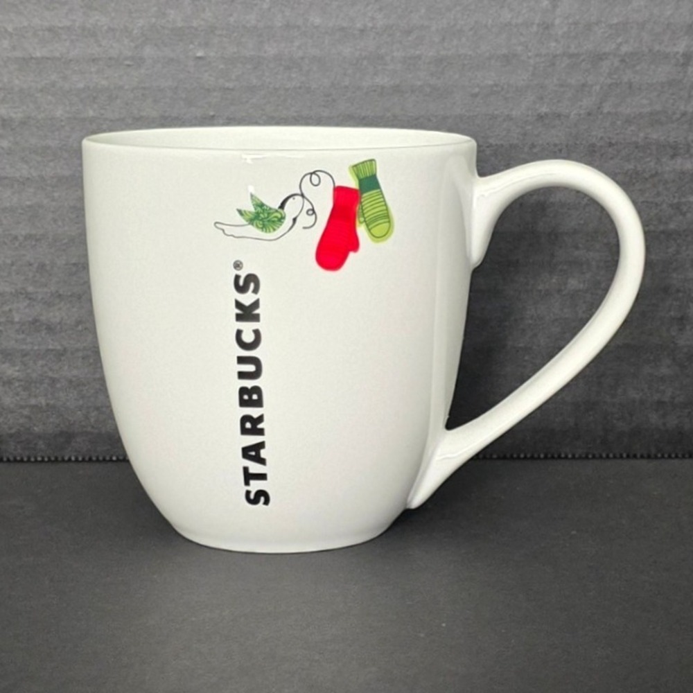 Starbucks 2011 Christmas Mug‎ Holiday Festive Mittens White Ceramic 13 oz